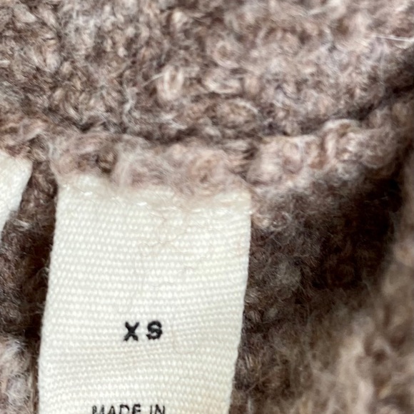 [NWoT] 🌟NEW Anthropologie Cutout Beary Sweater - Picture 11 of 16